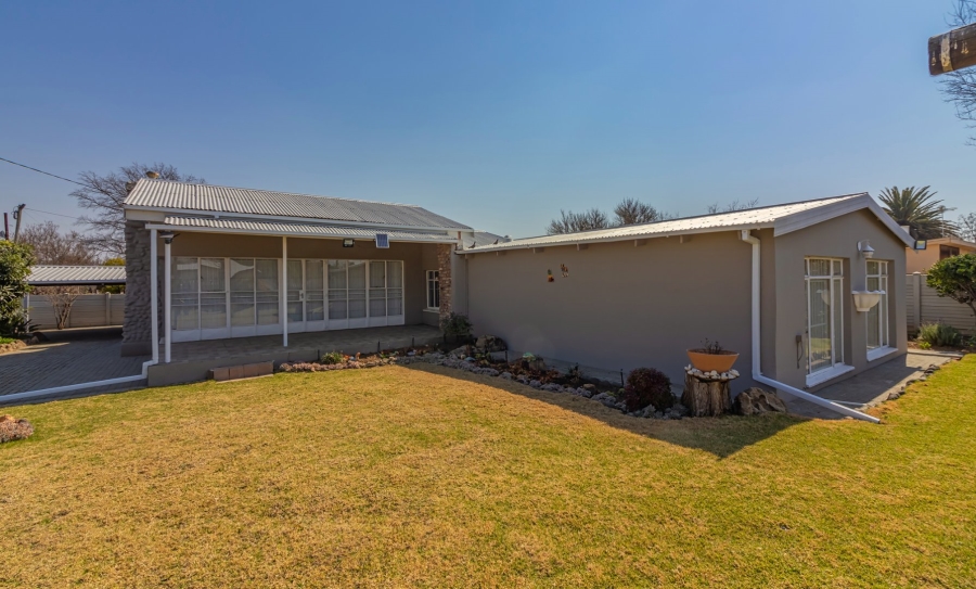 3 Bedroom Property for Sale in Noordhoek Free State